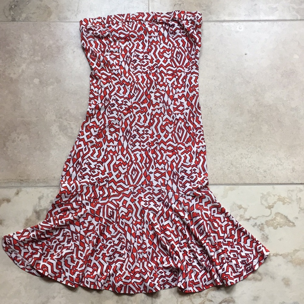 RARE Diane von Furstenberg silk strapless dress